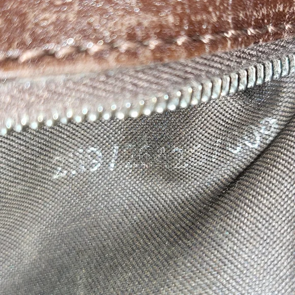 Vintage Fendi Bag 😍 - Picture 10 of 15